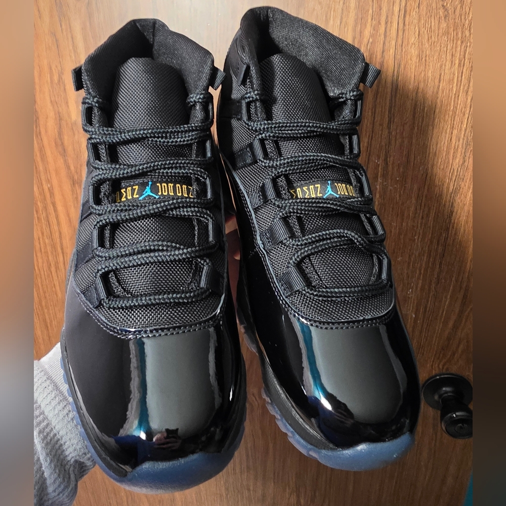 Brand new ds jordan retro 11 gamma sneakers size 8 and 9 men's. - Picture 2 of 12